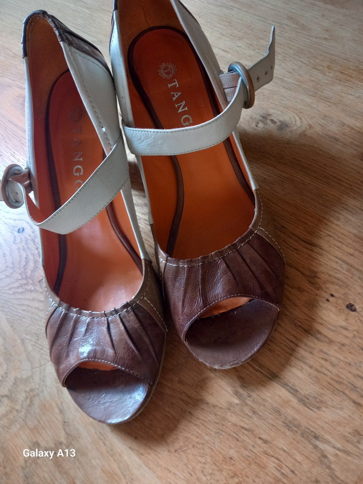 Tango sandalen mt 40, Kleding | Dames, Tango, Bruin, Gedragen, Sandalen of Muiltjes