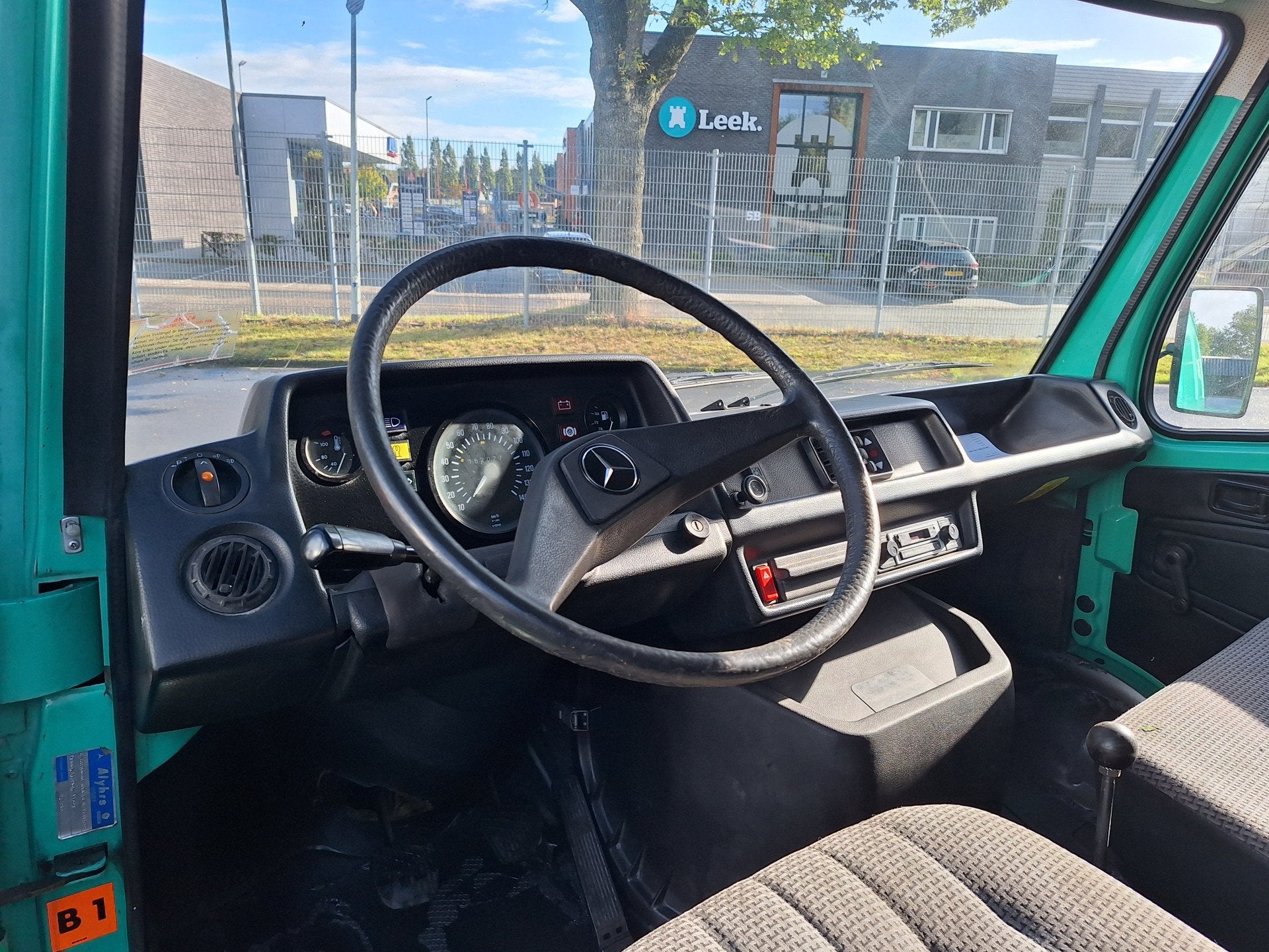 Mercedes-Benz Bestelwagen 307 D lang/hoog (bj 1983), Achterwielaandrijving, Gebruikt, 4 cilinders, Mercedes-Benz