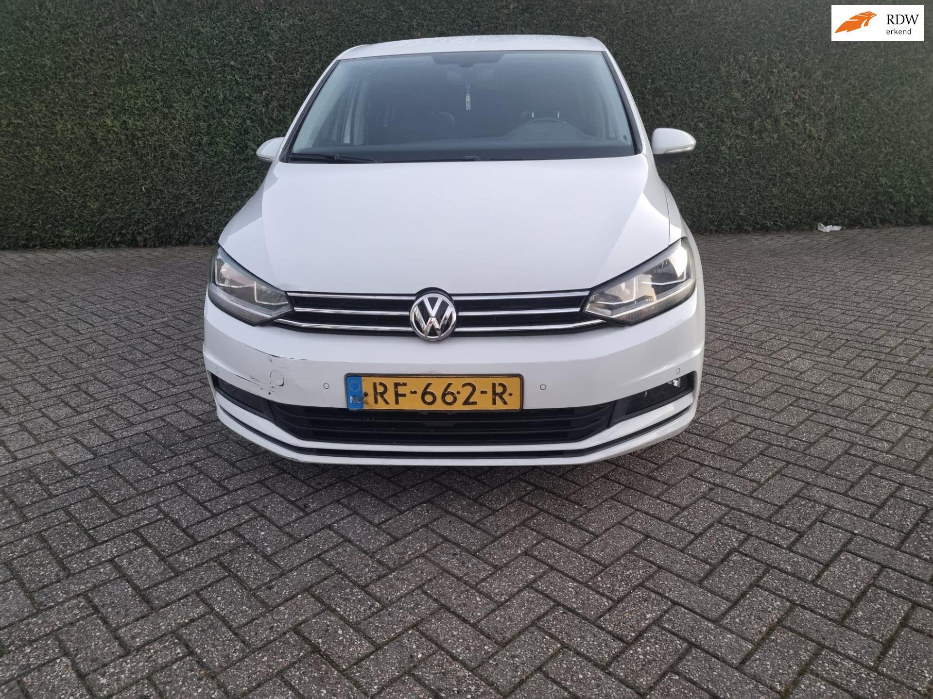 Volkswagen Touran 2.0 TDI SCR Comfortline, Auto's, Euro 6, 4 cilinders, 150 pk, Wit