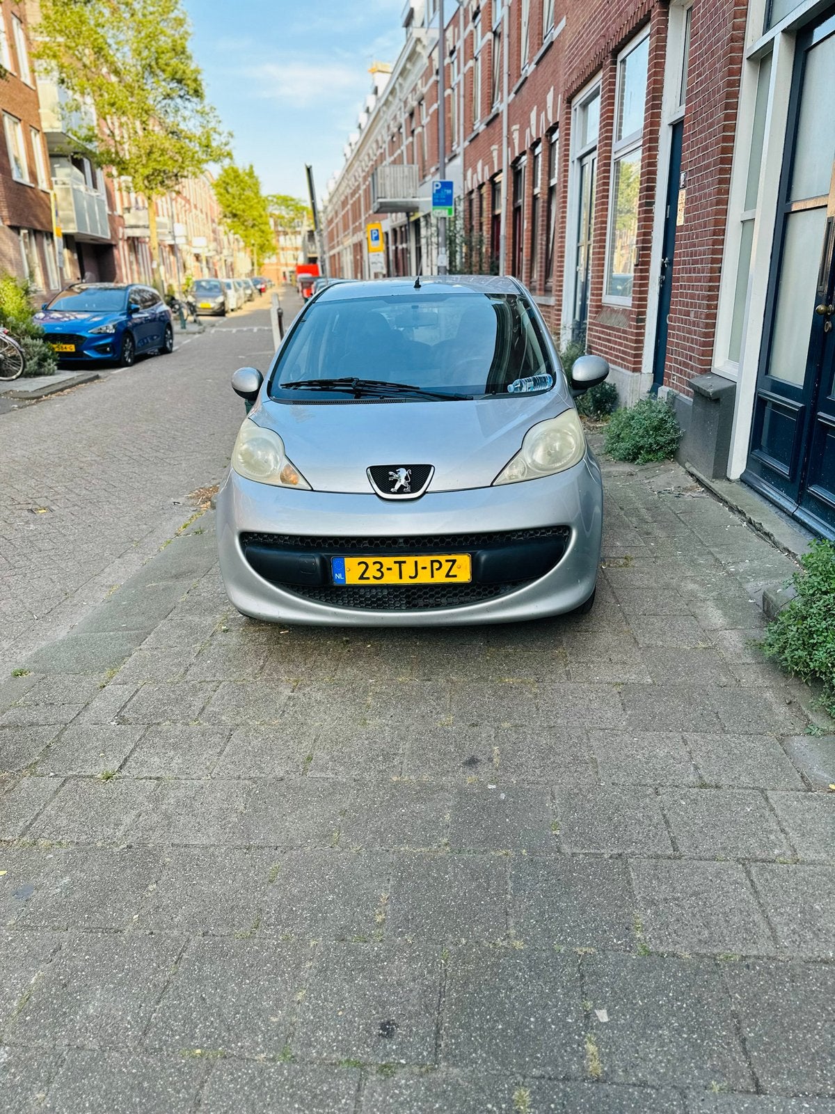 Peugeot 107 100K NAP apple carplay, Auto's, Voorwielaandrijving, 4 stoelen, 68 pk, Origineel Nederlands