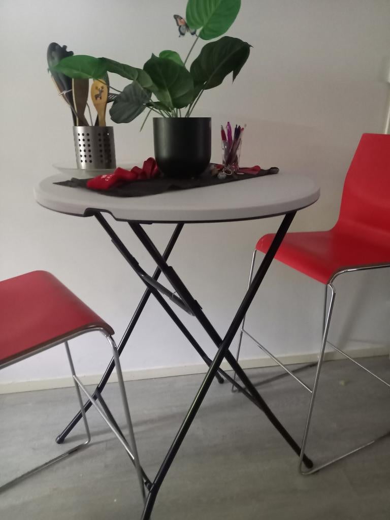 Bar met 2  krukken, Ophalen of Verzenden