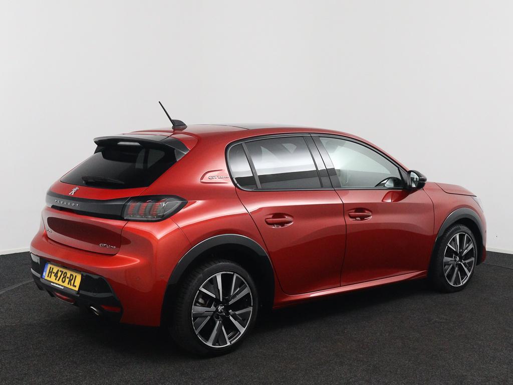 Peugeot 208 1.2 GT-Line*ACC*PANO*CARPLAY*ECC*CAM*LED*, Voorwielaandrijving, Gebruikt, Euro 6, Leder en Stof