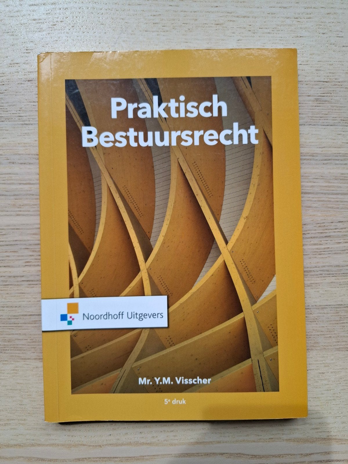 Y.M. Visscher - Praktisch Bestuursrecht, Ophalen of Verzenden, Gelezen, HBO, Y.M. Visscher