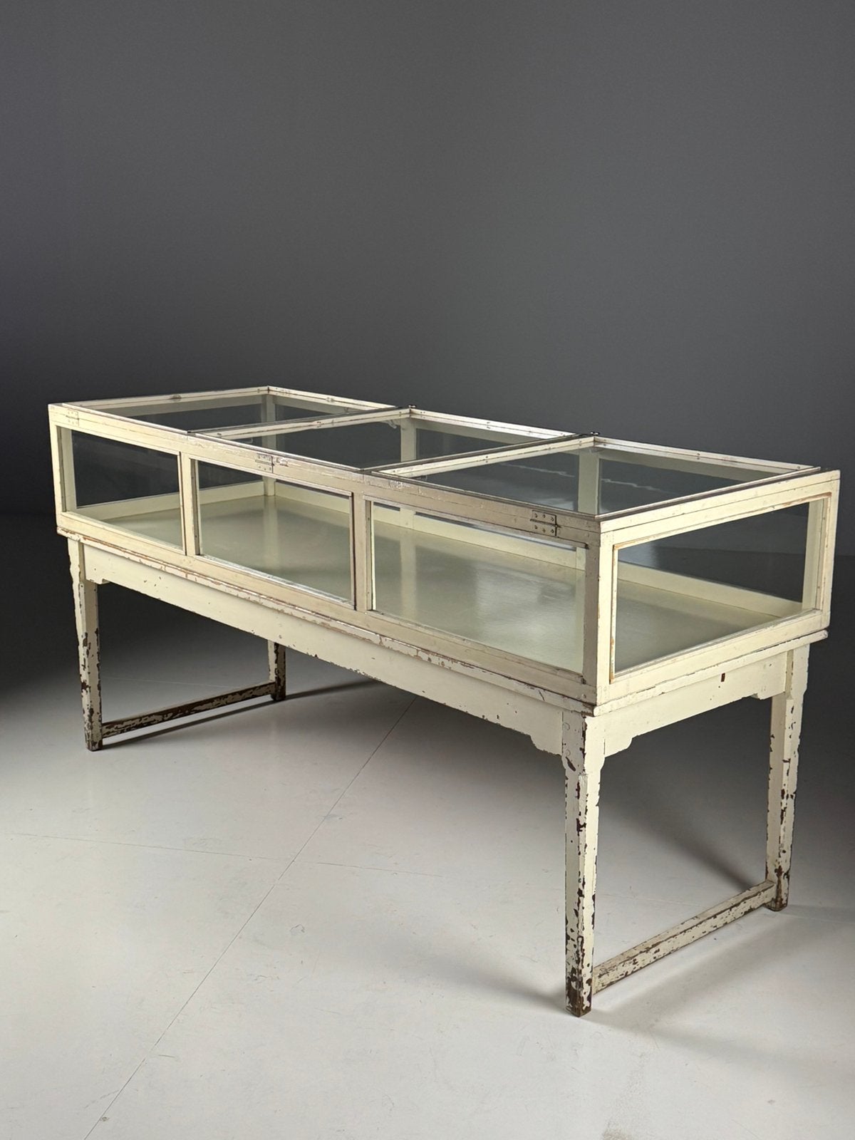 Vitrine displaykast wit vintage, Ophalen