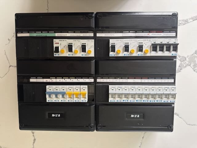 Meterkast EATON 3 -fasen, 16 groepen., Doe-het-zelf en Verbouw, Elektra en Kabels, Ophalen of Verzenden, Zo goed als nieuw, Eaton