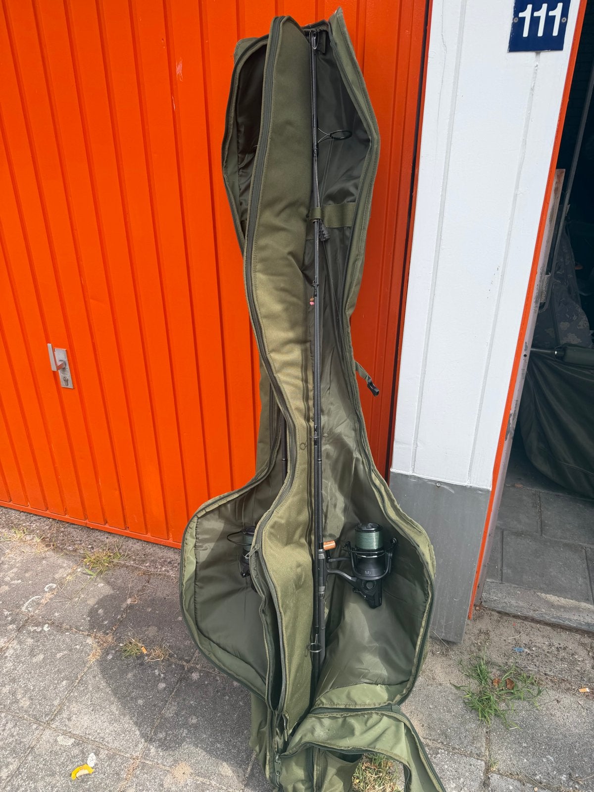 Shimano Tribal Velocity hengel met molen en foudraal, Ophalen, Gebruikt, Complete hengel