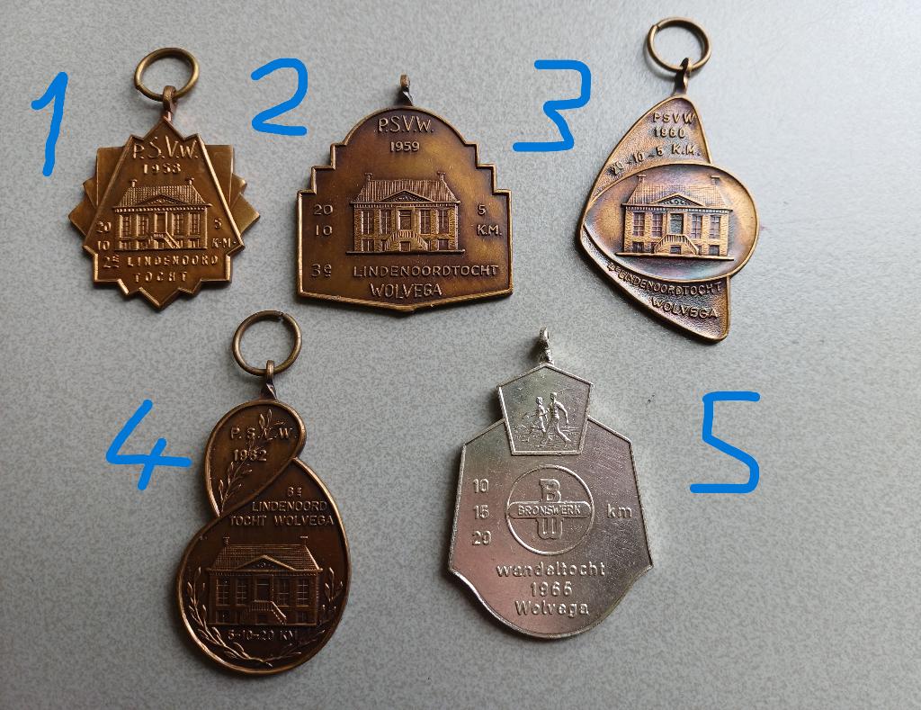 Medaille Wolvega Lindenoordtocht 1958 '59 '60 1962 Bronswerk, Ophalen of Verzenden, Overige materialen