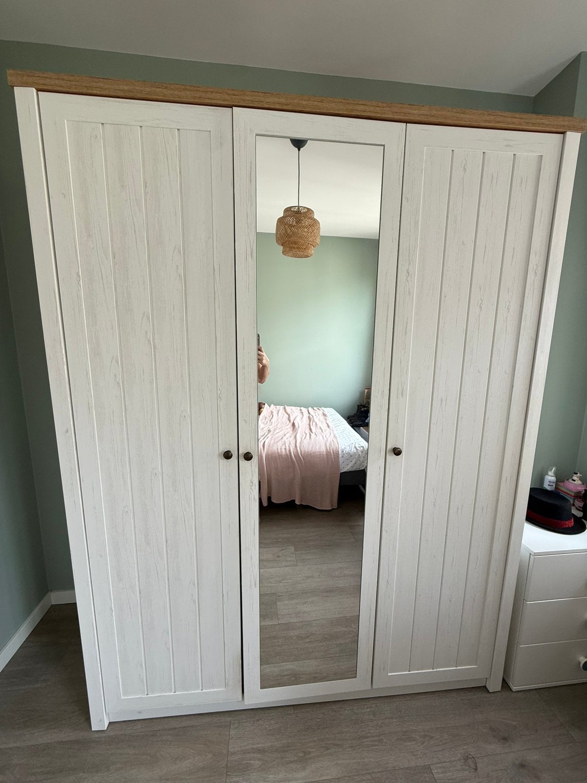 JYSK MARKSKEL Wardrobe – Excellent Condition – €180, Ophalen of Verzenden, Zo goed als nieuw, 25 tot 50 cm, 150 tot 200 cm