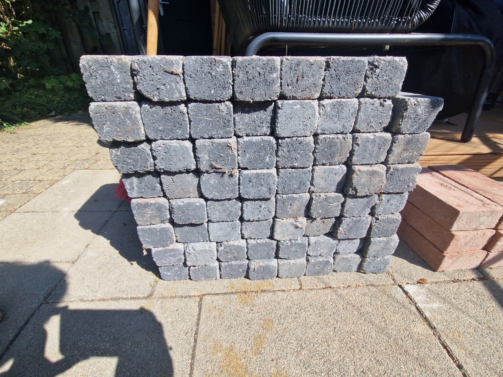 GRATIS Betonnen klinkers (ca. 0.5 m²), Tuin en Terras, Ophalen, Gebruikt, Beton, Klinkers