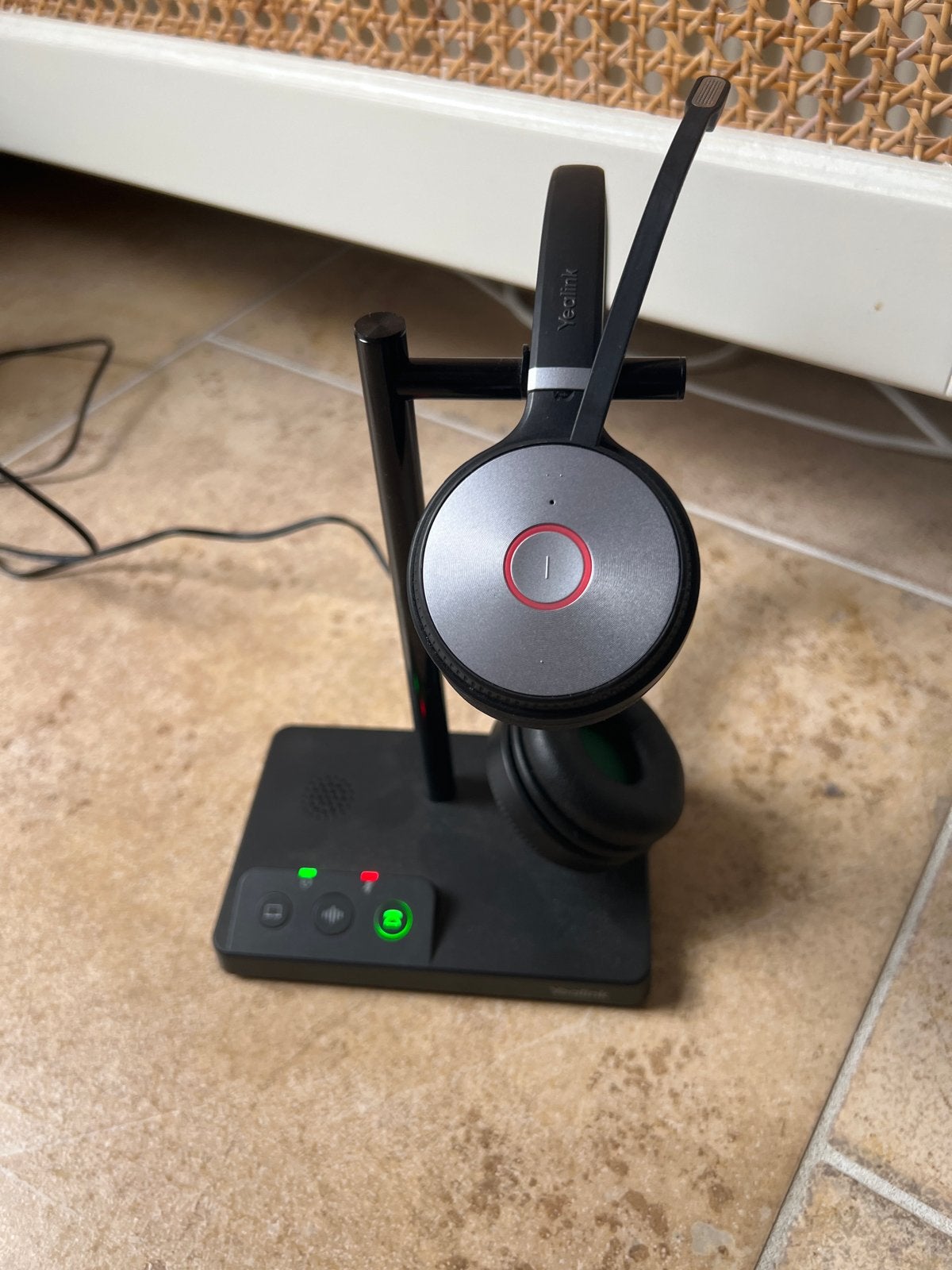 Yealink DECT WHB620 UC Draadloze Headset met Oplaadstation, Telecommunicatie, Ophalen of Verzenden, Gebruikt, Toebehoren