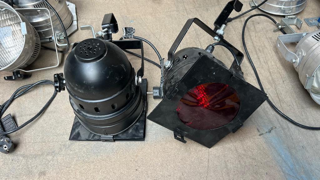 2x x par 56 zwart met 300watt WFL samen 7,5 euro, Ophalen, Gebruikt, Licht