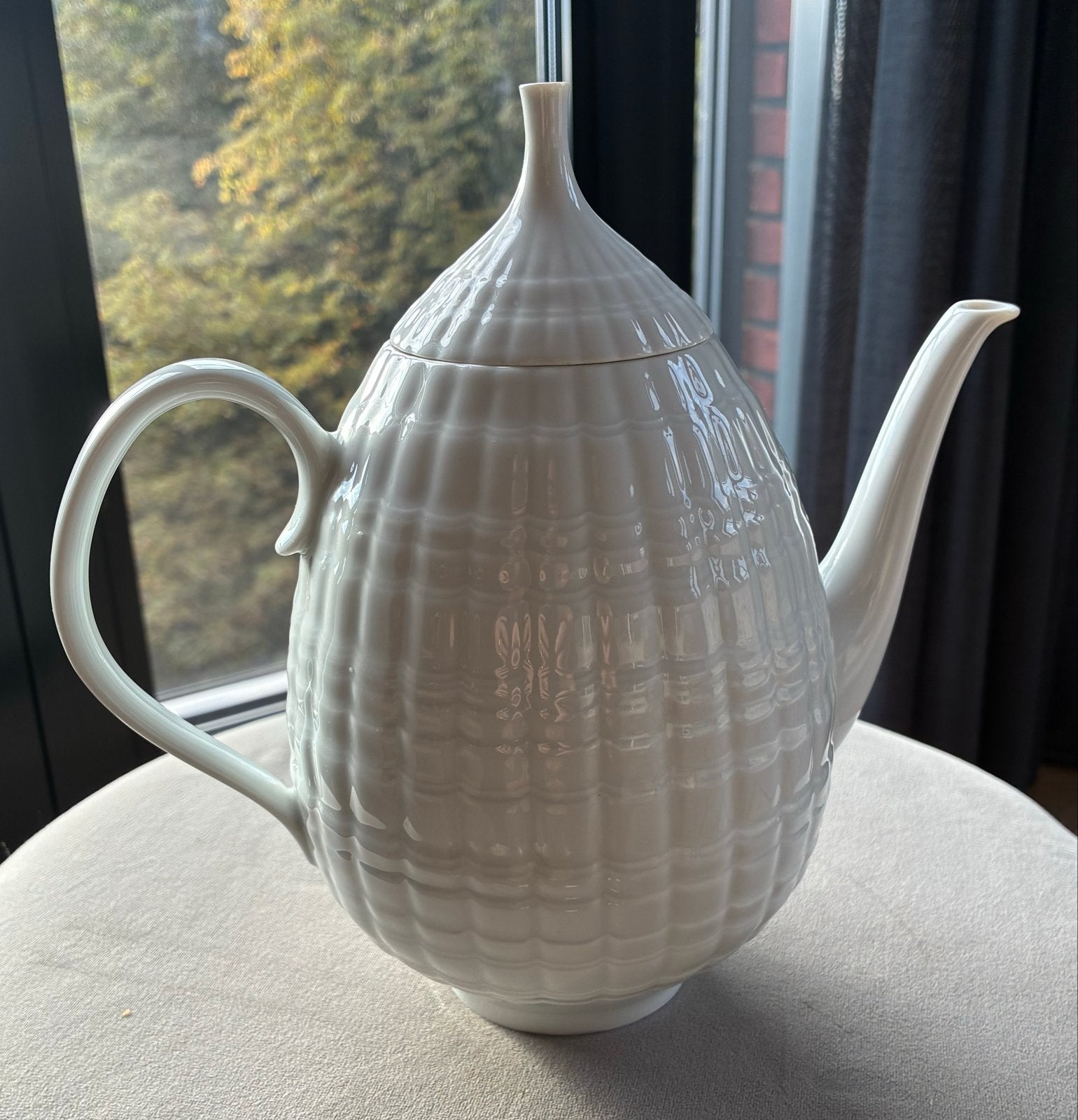Hutschenreuther Lorenz theepot wit porselein, Antiek en Kunst, Ophalen of Verzenden