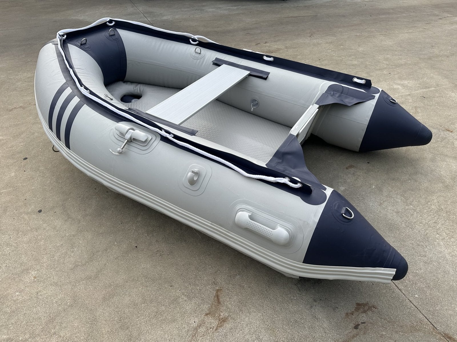 Gezocht: Gratis op te knappen rubberboot of vieze boot, Ophalen of Verzenden, Gebruikt