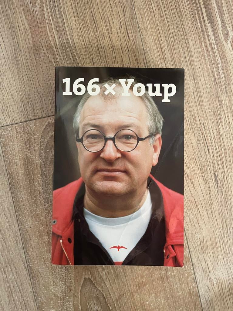 166 x Youp - Zijn allerbeste columns verzameld, Ophalen of Verzenden, Gelezen, Anekdotes en Observaties
