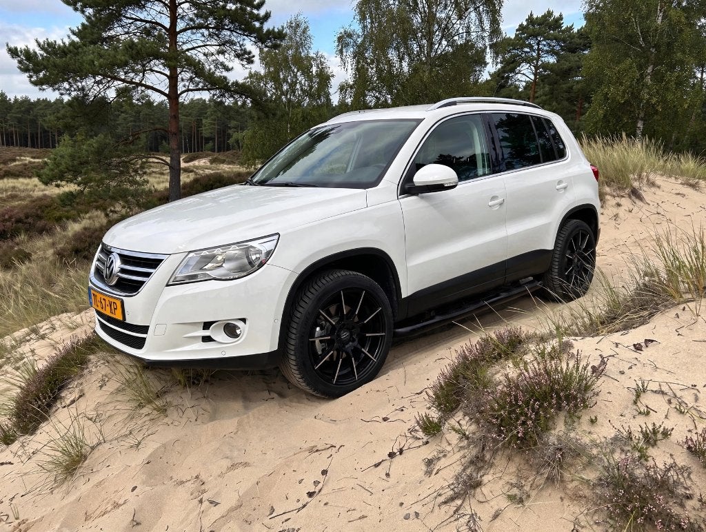 Volkswagen Tiguan 2.0 TSI 125KW 4MOTION DSG 2011 Wit, Stof, Zwart, 4 cilinders, 1984 cc