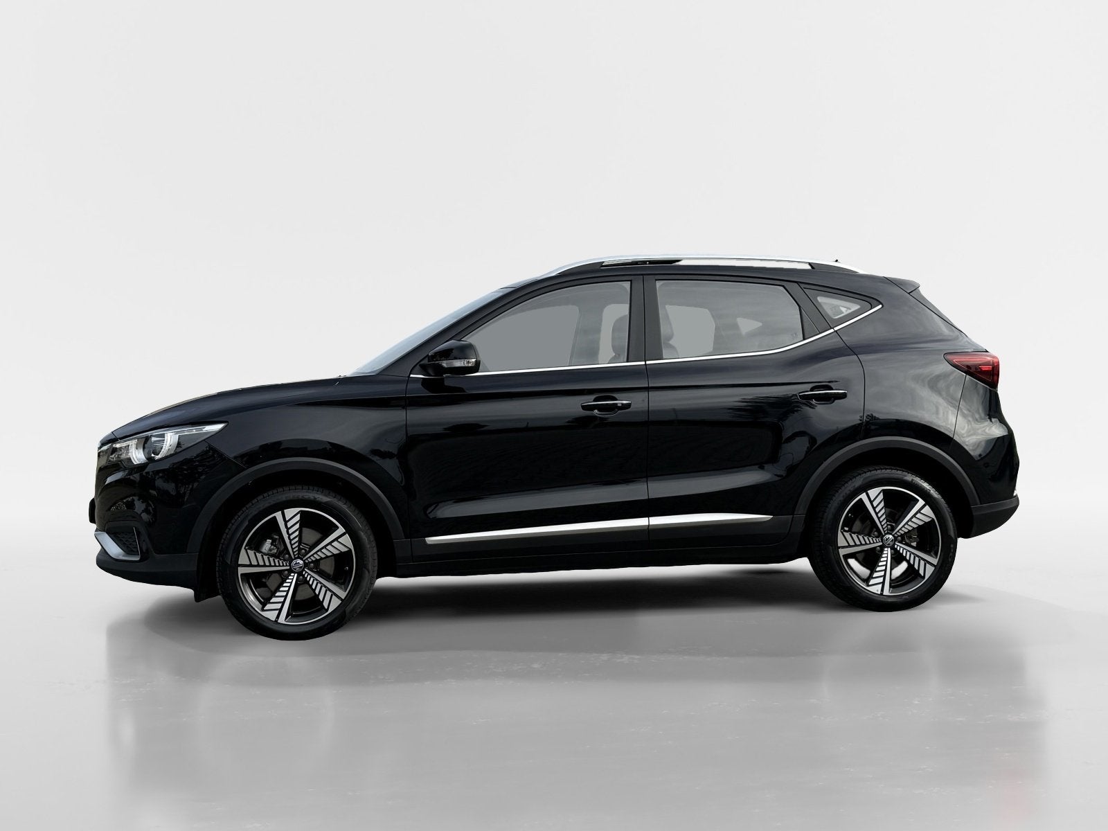 MG MG ZS EV Luxury 45 kWh / Pano / Leder / Navigatie/ SOH 93, Auto's, Dealer onderhouden, Gebruikt, Zwart, ZS