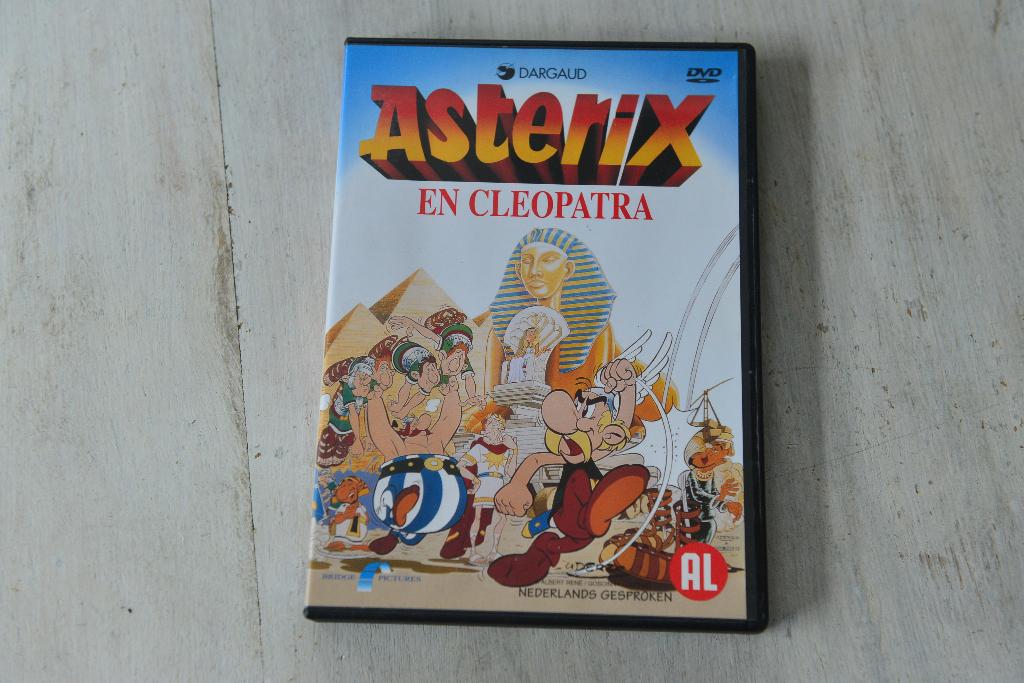 ASTERIX == En Cleopatra Nederlands gesproken, Alle leeftijden, Verzenden, Zo goed als nieuw, Amerikaans