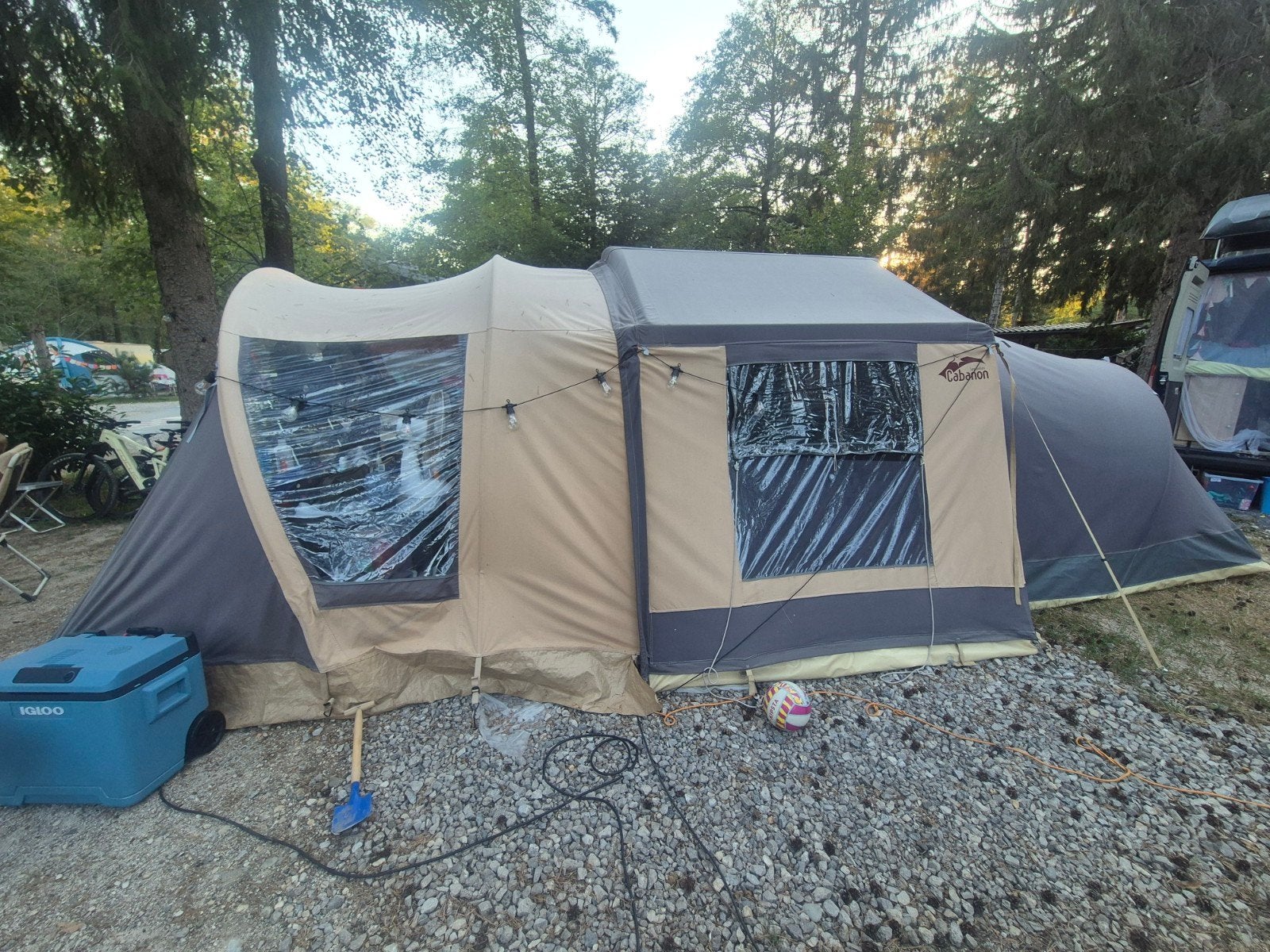 Cabanon Malawi 2.0 xl achtertent, Luxe keuken 2024, Ophalen, Beige, Cabanon, Aanwezig