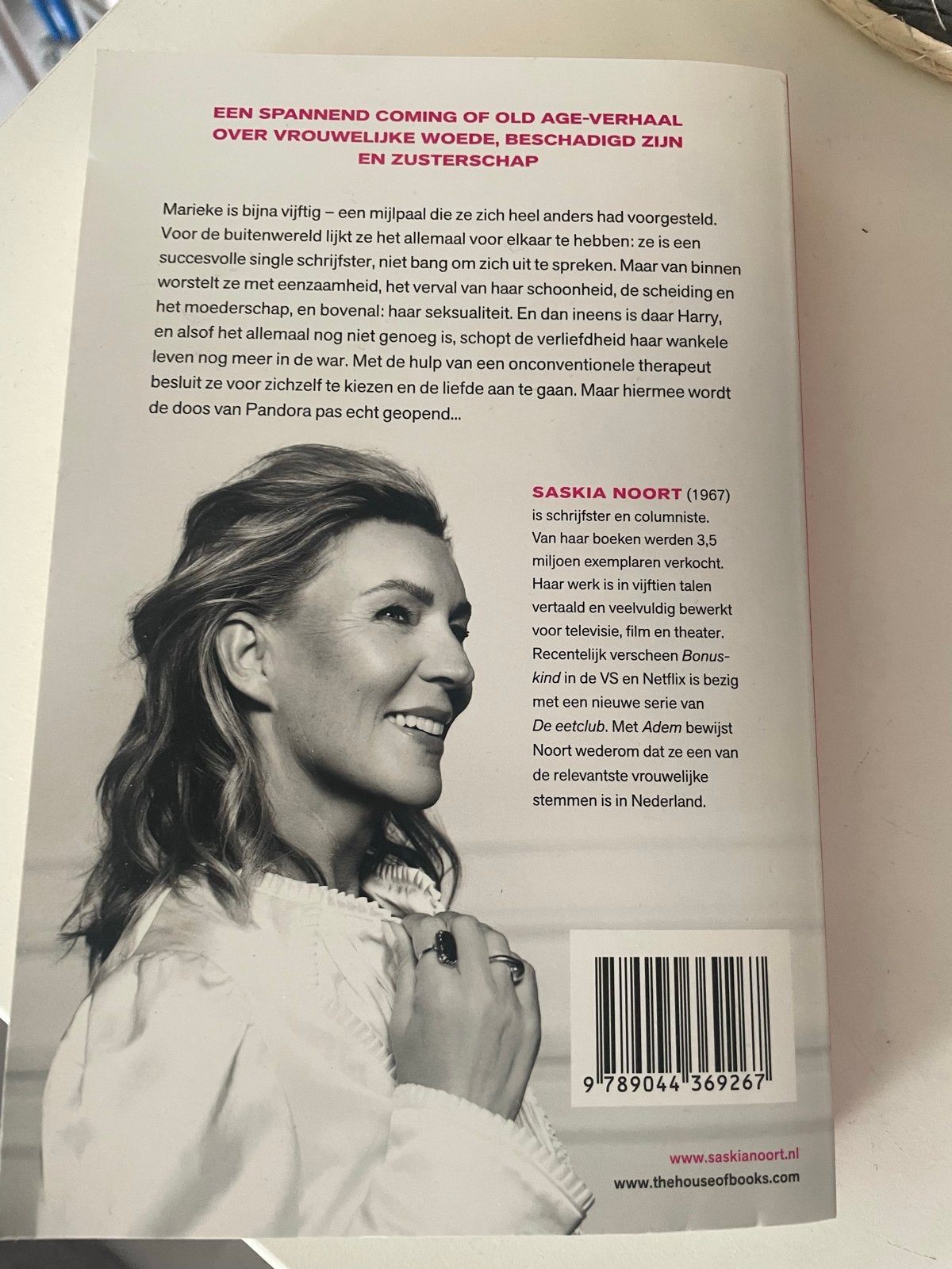 Saskia Noort - Adem (Thriller), Boeken, Ophalen of Verzenden, Zo goed als nieuw, Nederland