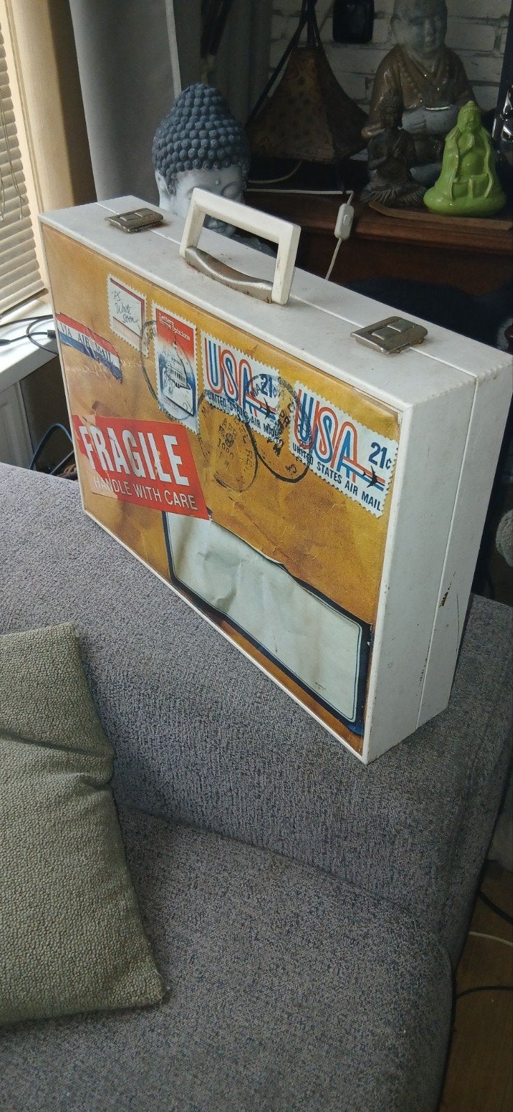 Vintage Koffer met 'Fragile' en 'USA Air Mail' design, Gebruikt, Hard kunststof, Minder dan 50 cm, Ophalen of Verzenden