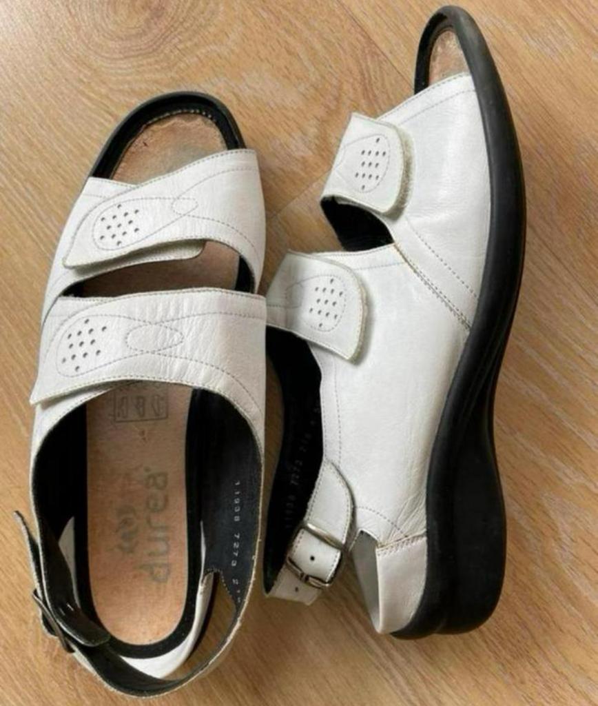 Durea dames sandalen naat 38 1/2 wijdte H igs, Wit, Zo goed als nieuw, Sandalen of Muiltjes, Ophalen of Verzenden