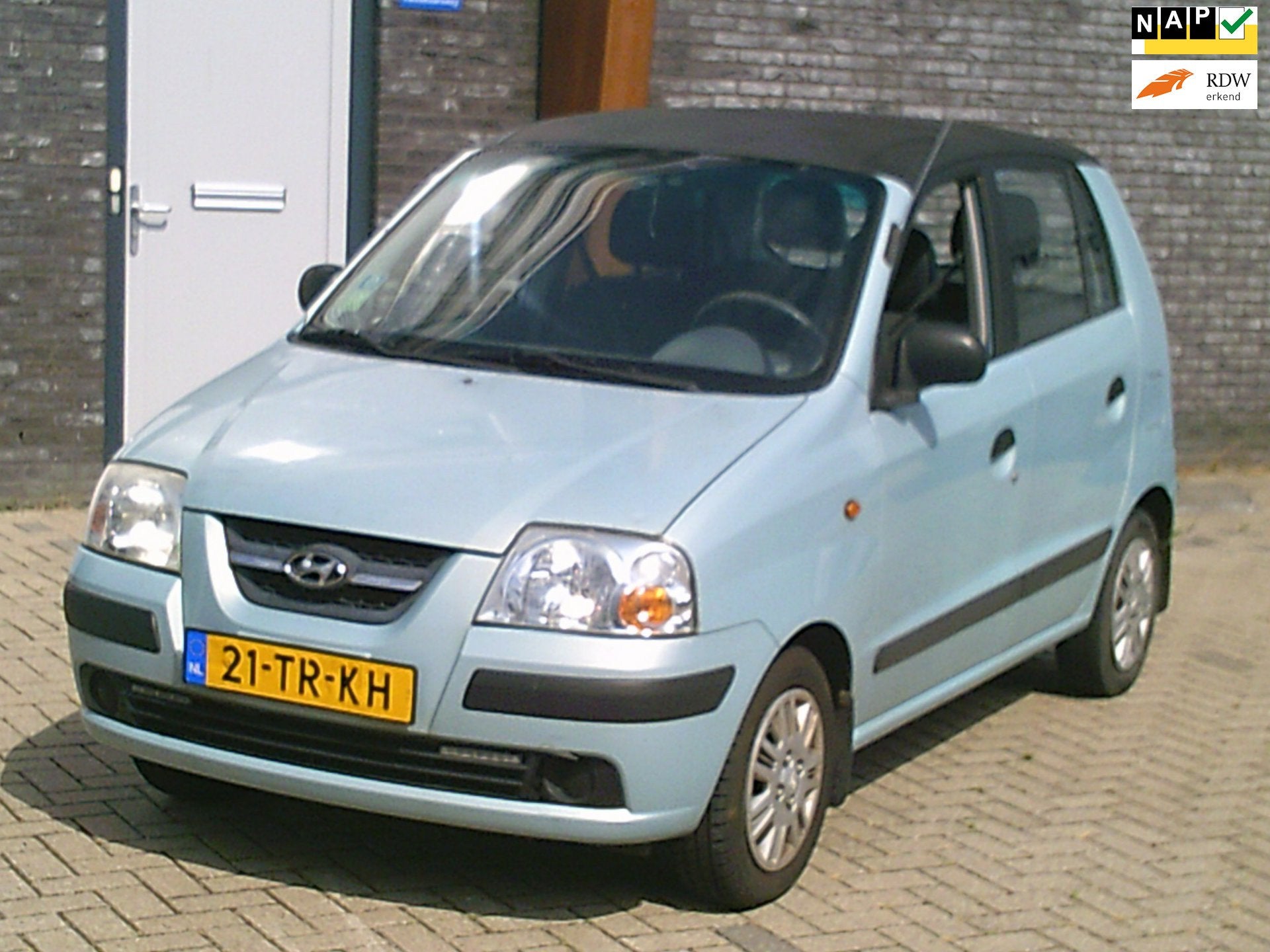 Hyundai Atos 1.1i Active Cool Stuurbekr Radio/usb/mp3 Elektr, Voorwielaandrijving, Stof, 31 €/maand, 4 cilinders