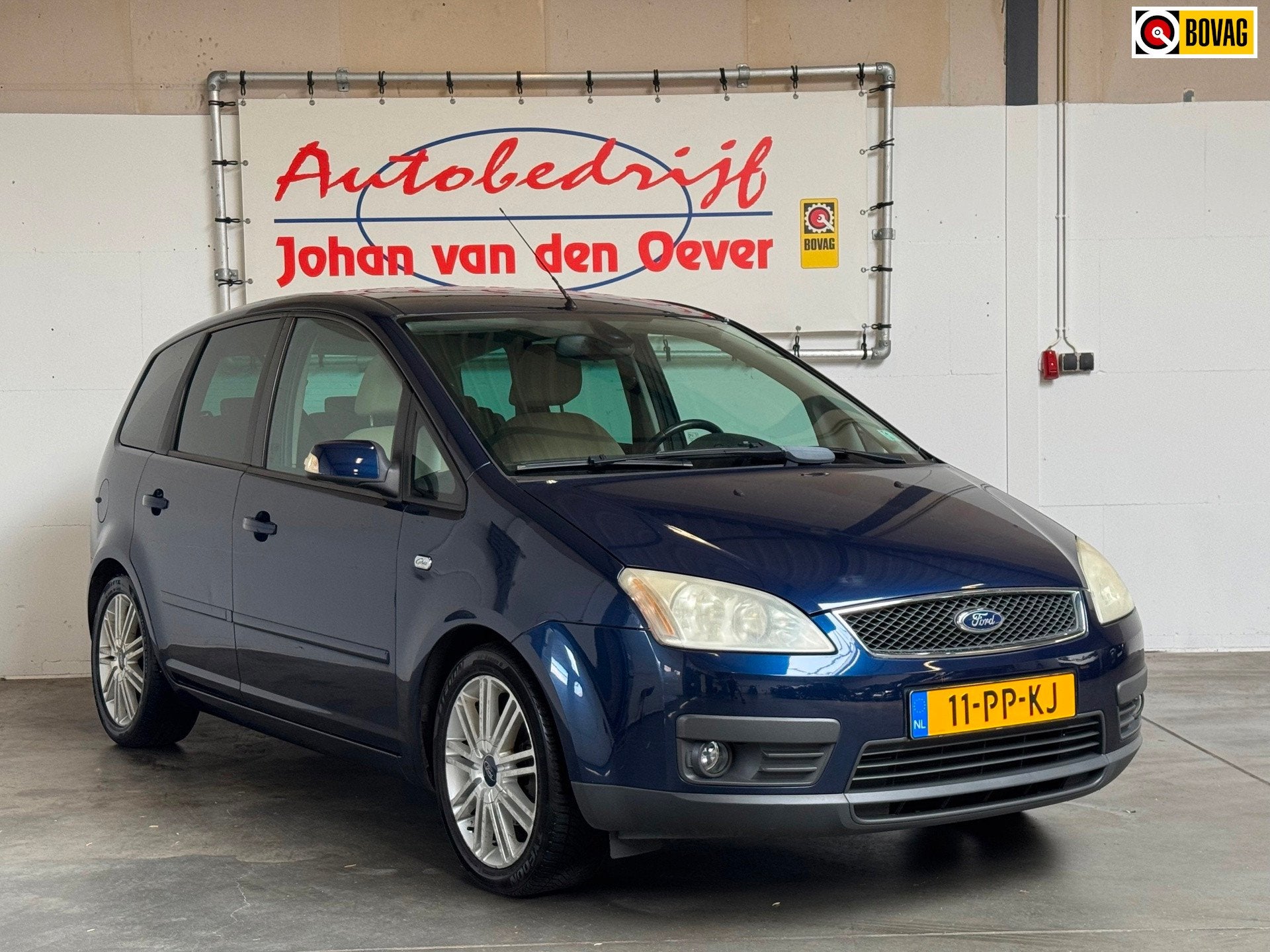 Ford Focus C-Max 1.8-16V Ghia|Climate Control|NAP|Cruise|, Auto's, Ford, Voorwielaandrijving, Gebruikt, 1287 kg, 4 cilinders