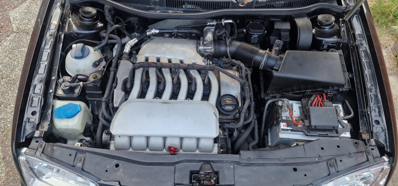 vw bora 2.8 v6 4 motion zonder apk, Auto's, Volkswagen, Lederen bekleding, 700 kg, Zwart, Leder