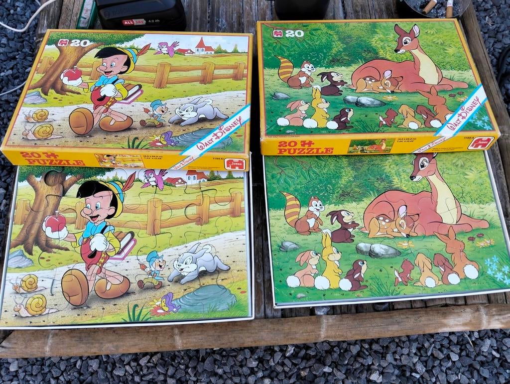 2 Walt Disney puzzles van 20 stukjes, Ophalen of Verzenden, 10 tot 50 stukjes