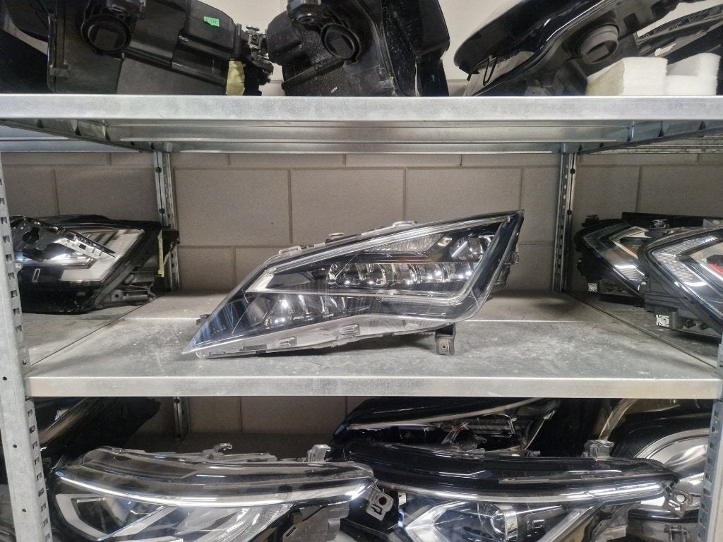 Seat Leon 5F xenon LED koplamp, Auto-onderdelen, Verlichting, Seat, Gebruikt, Ophalen of Verzenden