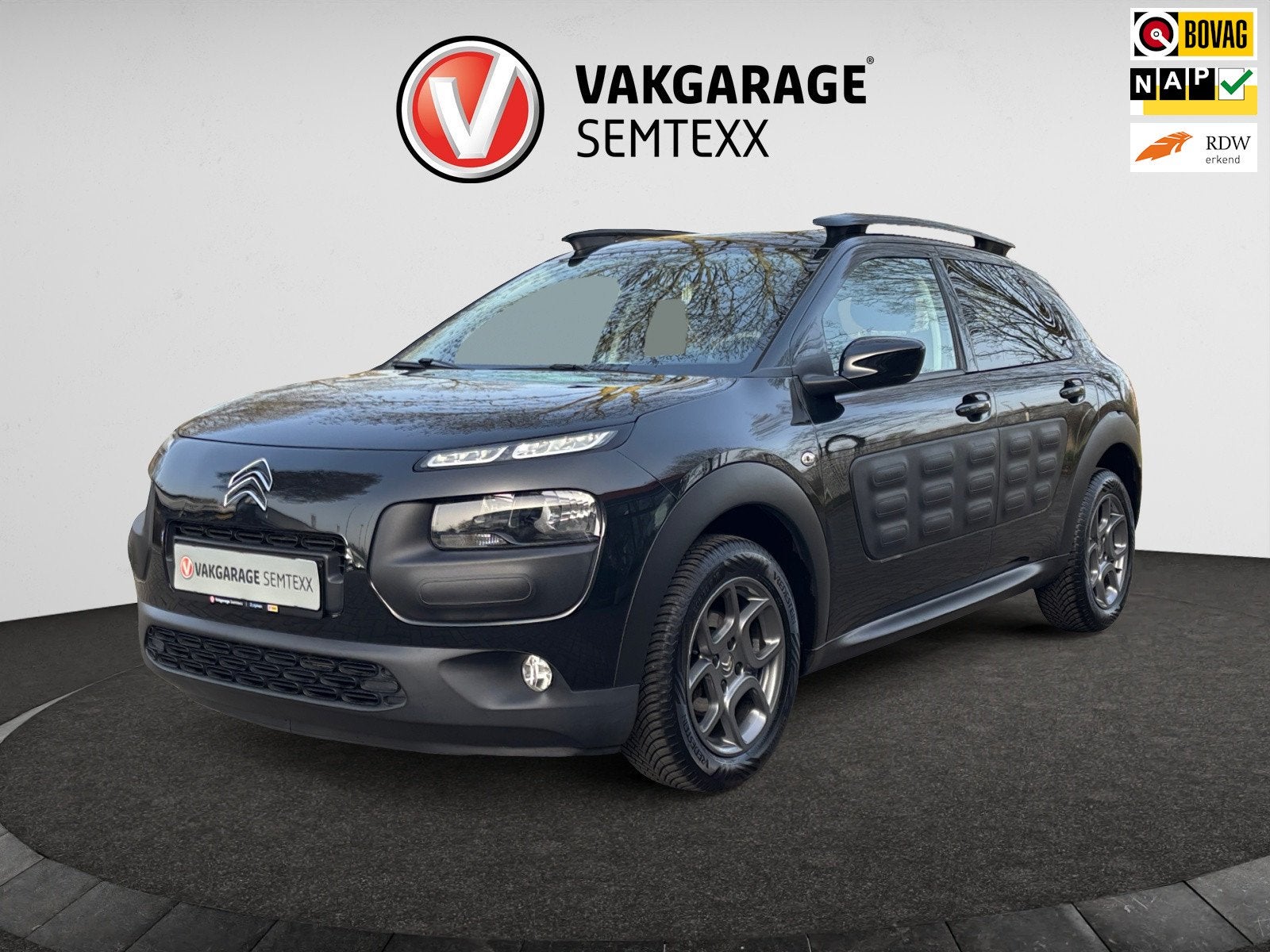 Citroen C4 Cactus 1.2 PureTech Shine | Org NL | 2de Eig | Cl, Voorwielaandrijving, Stof, Euro 6, 1199 cc