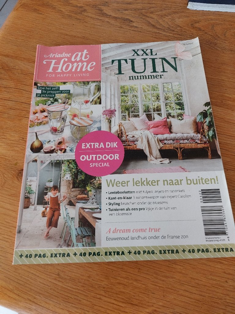 Ariadne at home for happy living nr. 4 2022, Ophalen of Verzenden, Zo goed als nieuw, Overige typen