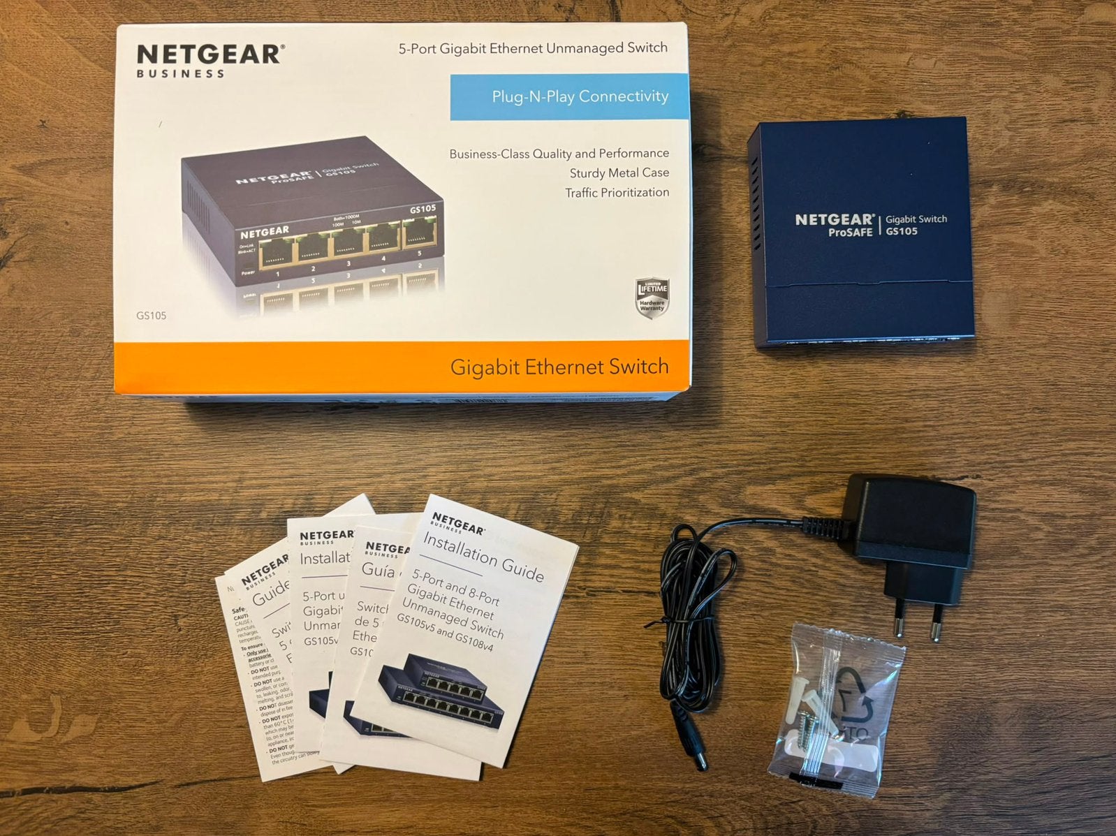 Netgear GS105 Ethernet switch, Computers en Software, Netwerk switches, Ophalen, Nieuw
