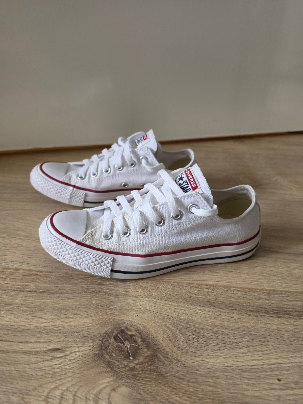 Converse Allstars lage gympen wit met rode bies maat 37,5, Wit, Ophalen of Verzenden, Sneakers of Gympen, Converse All Stars