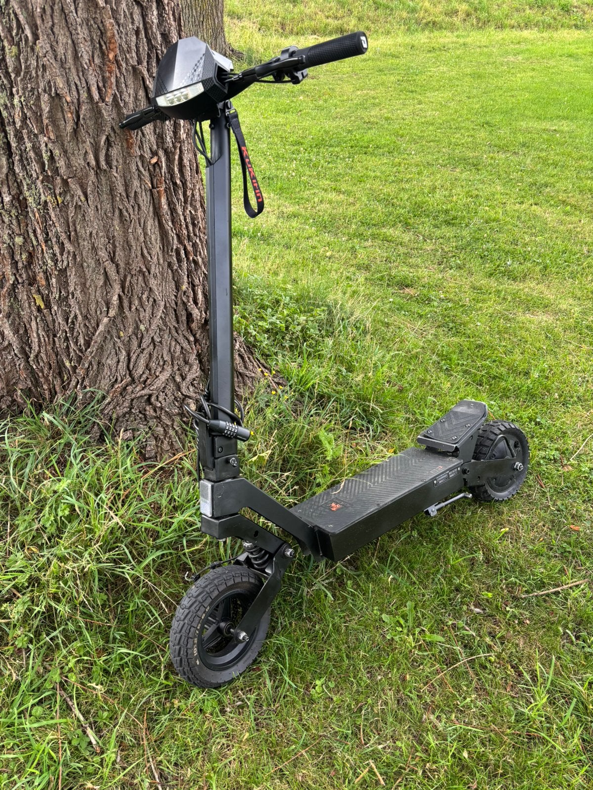 Kukirin g2 2025, Fietsen en Brommers, Steps, Ophalen, Zo goed als nieuw, Elektrische step (E-scooter)