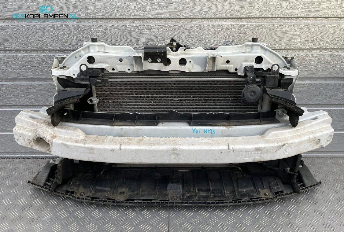 Toyota Yaris 3 / III Facelift 1.5 Hybride Voorfront koelerpa, Ophalen, Gebruikt, -, -