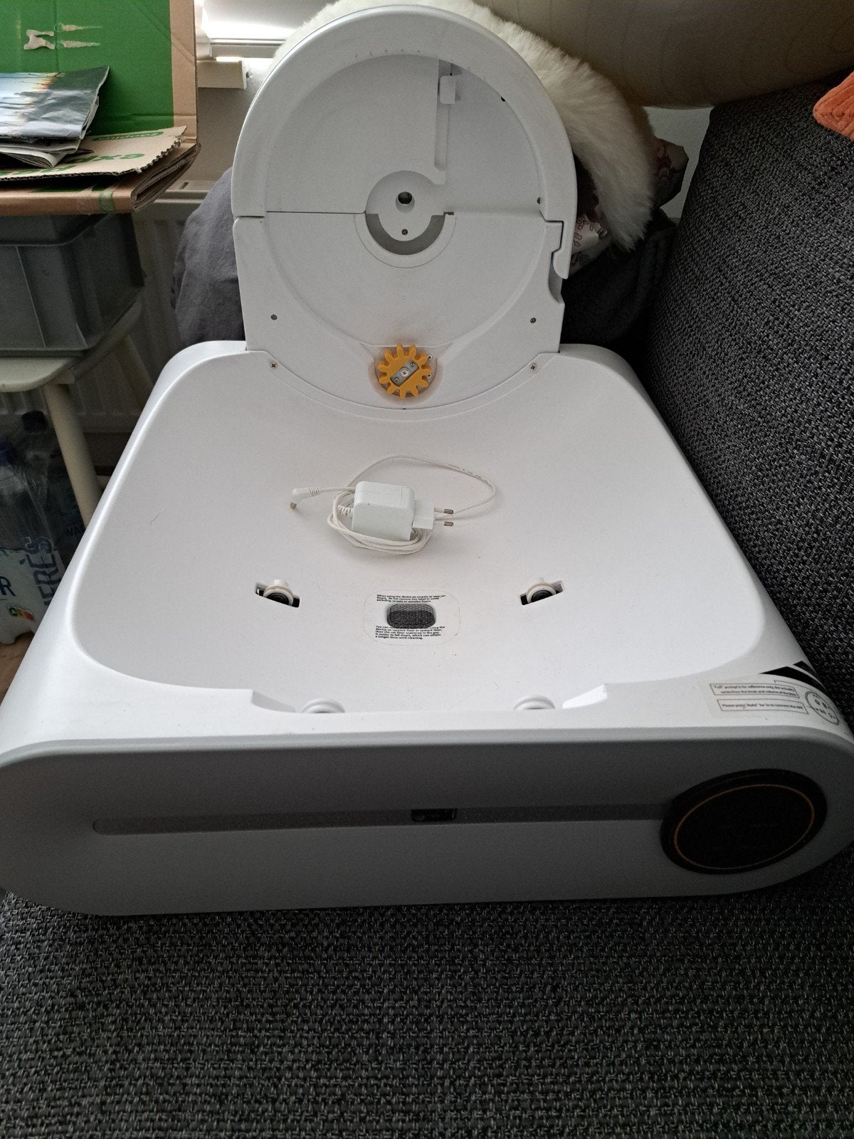 Onderstel voor slimme kattenbak, Ophalen, Gebruikt