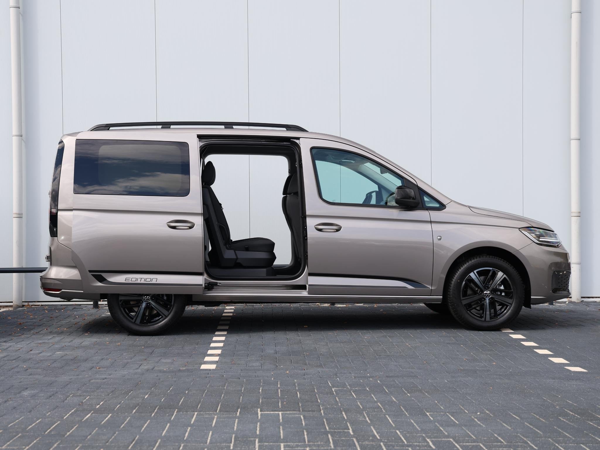 Volkswagen Caddy Maxi Flexible Limited Edition 1.5 eHybrid 1, Stof, 1498 cc, 4 cilinders, 150 pk