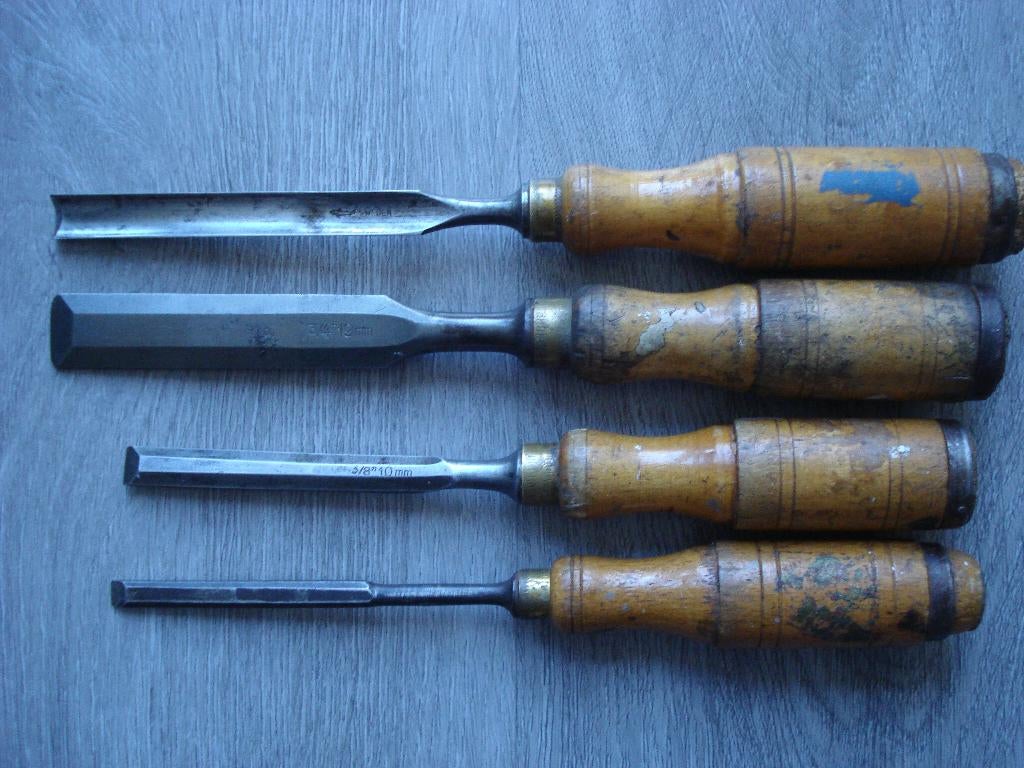 oude guts en beitels Sweden, Ophalen