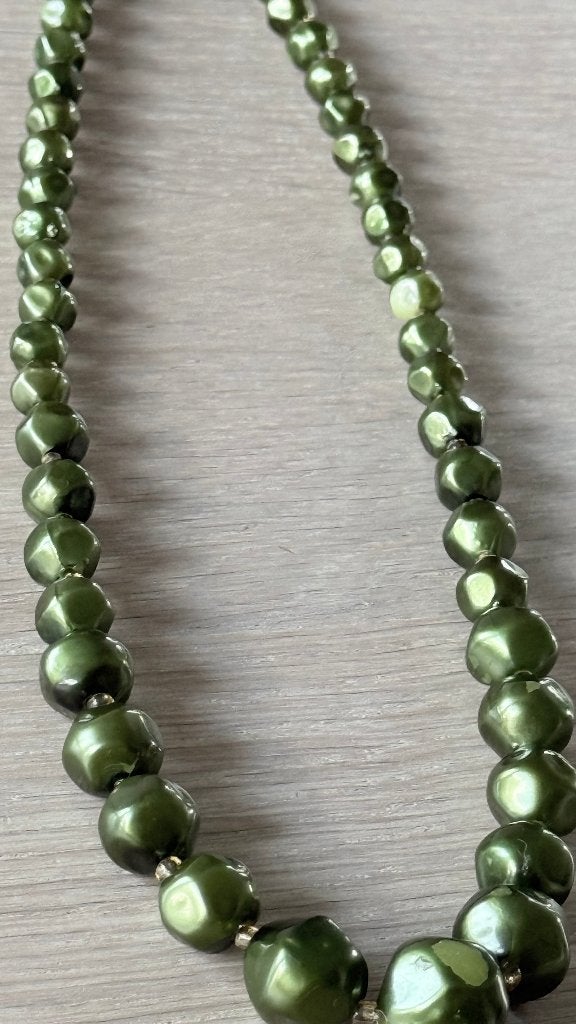 Ketting - groen - look saffier, Ophalen of Verzenden, Gebruikt, Groen, Kunststof