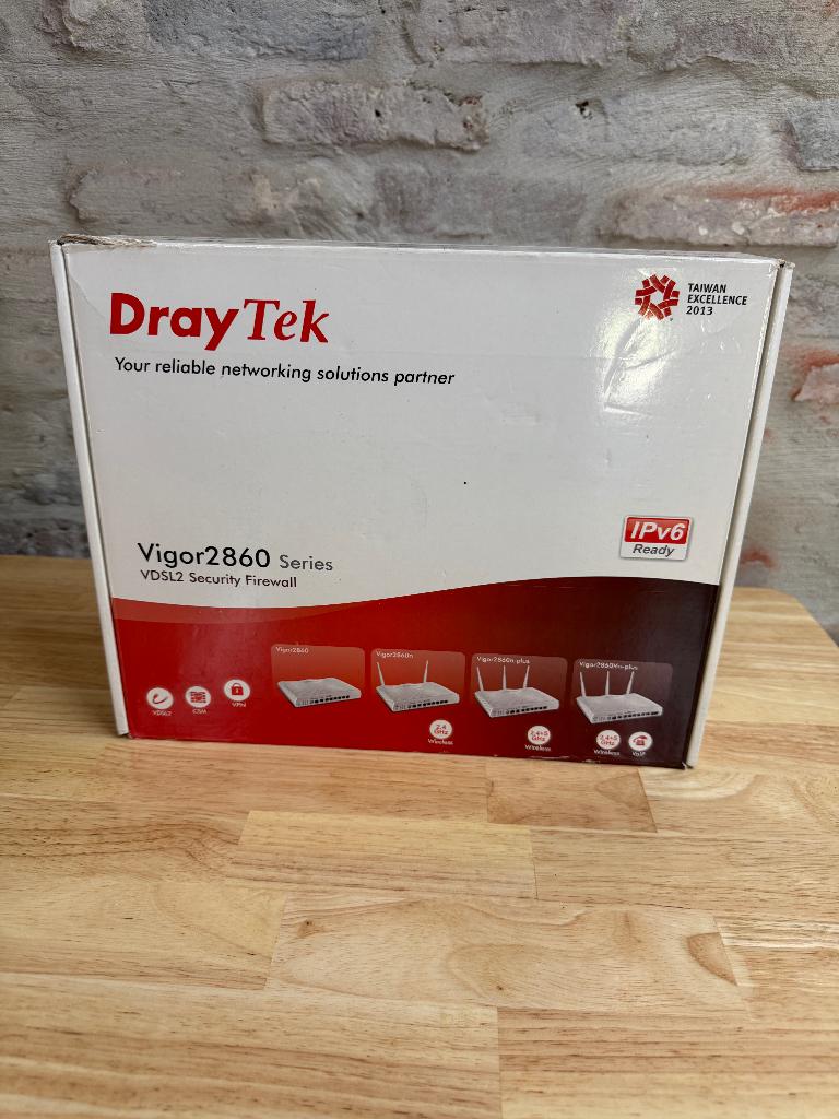 DrayTek Vigor 2860 VDSL2 Security firewall – goede staat, Ophalen of Verzenden, Gebruikt, Router met modem
