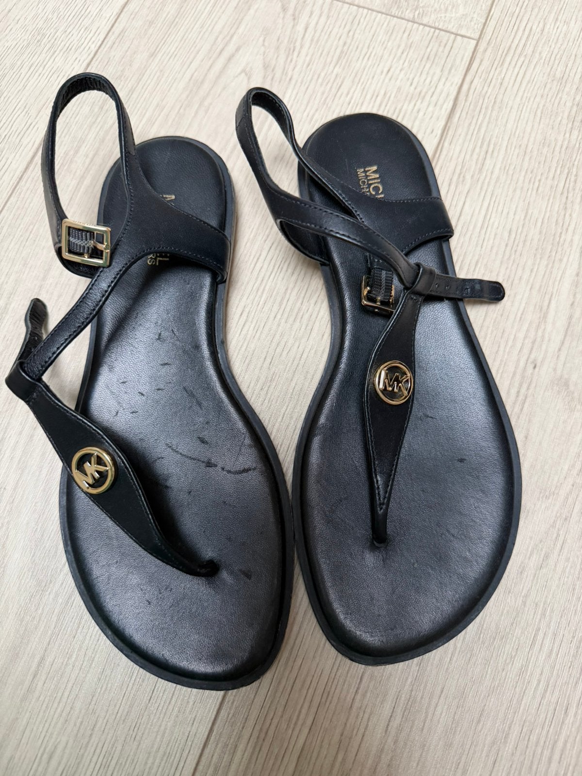 Michael kors sandalen, Ophalen of Verzenden, Zo goed als nieuw, Zwart, Sandalen of Muiltjes