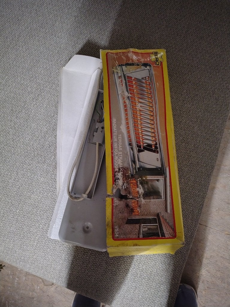 Terrasstraler infrarood heater - Euro, Tuin en Terras, Ophalen, Zo goed als nieuw, Elektrisch, Wand