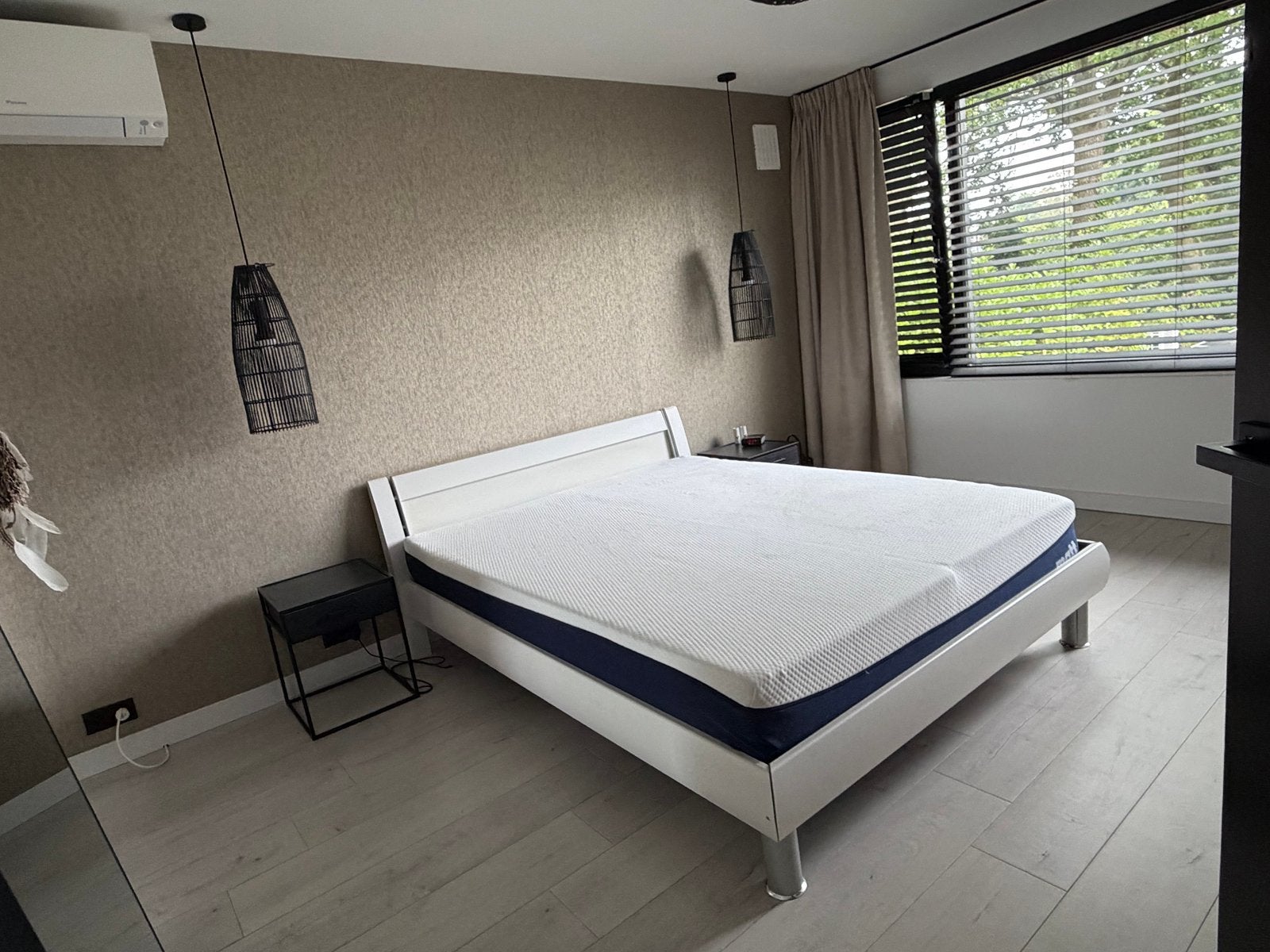 Tweepers. bed 160x200 incl auping bodem Matt sleeps matras, Ophalen, Gebruikt, Wit, Tweepersoons