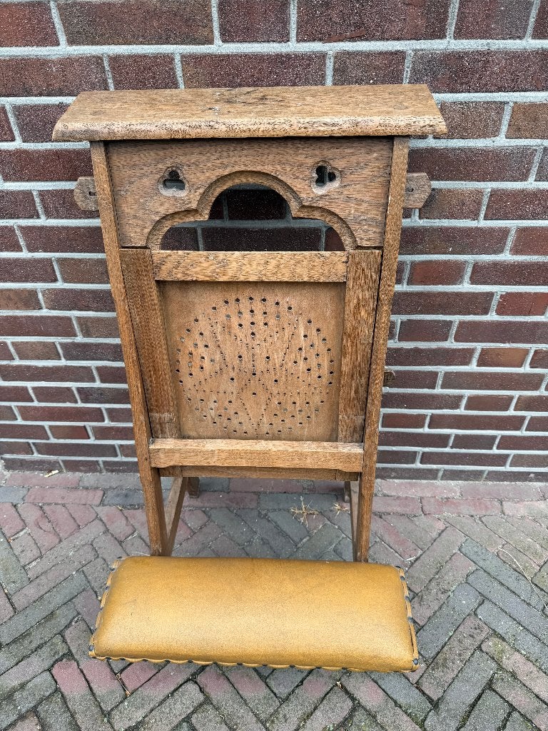 bidstoel, Ophalen