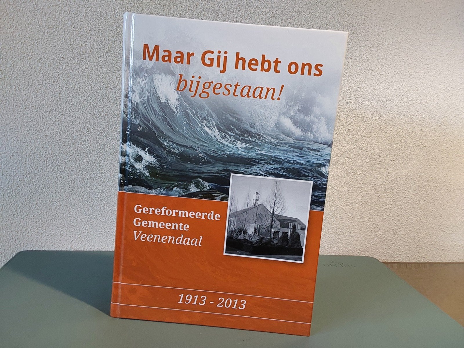 Herdenkingsboek Gereformeerde Gemeente Veenendaal, Ds. J. Schipper, Christendom | Protestants, Ophalen of Verzenden, Zo goed als nieuw