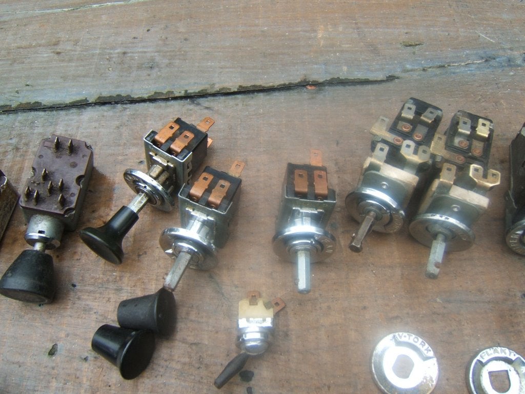 Volvo P 1800   onderdelen  schakellaars,, Ophalen of Verzenden, Gebruikt, Oldtimer onderdelen