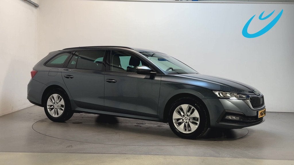 Skoda Octavia Combi 1.0 TSI 110pk Business Edition Navigatie, Auto's, Skoda, Stof, Gebruikt, Met garantie (alle), Origineel Nederlands