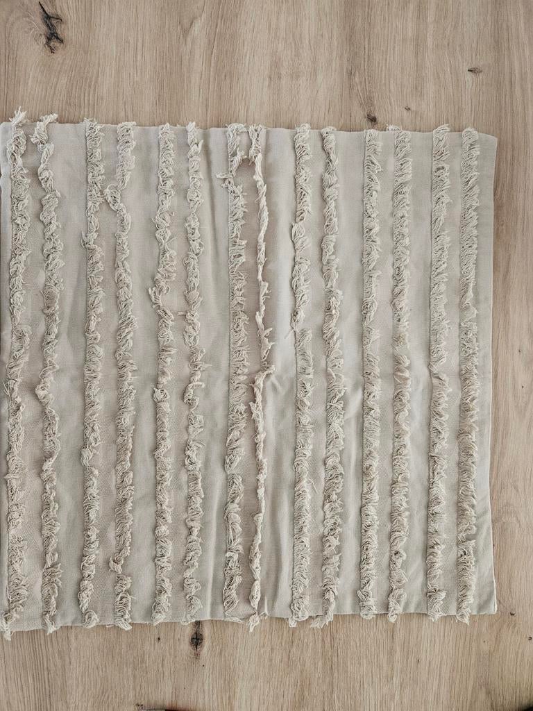 Nieuwe kussenhoes 45x45 cm - Westwing Collection, Huis en Inrichting, Woonaccessoires | Kussens, Ophalen of Verzenden, Nieuw, Beige