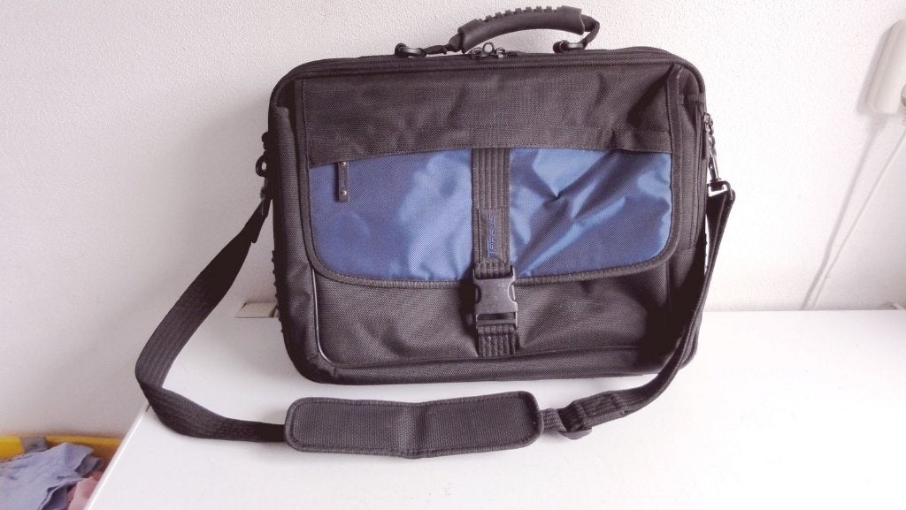 Laptoptas, Targus zgan, Ophalen of Verzenden, Zo goed als nieuw, Targus, 16 inch